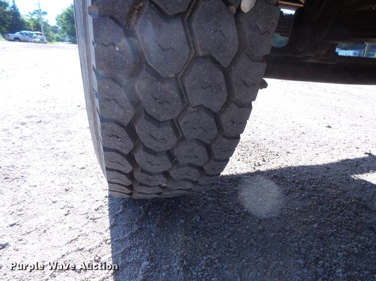 image for item EV9003 1976 GMC 6000 flat dump bed truck