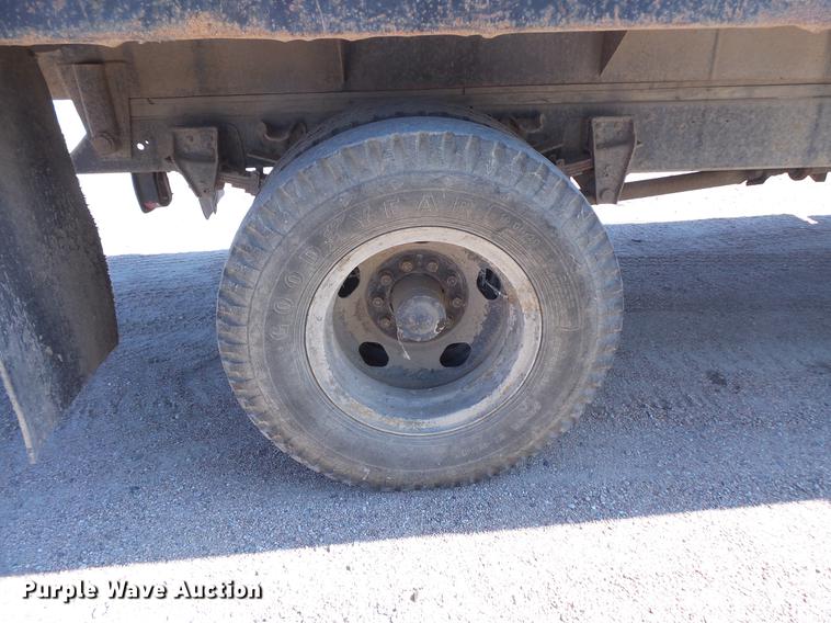 image for item EV9003 1976 GMC 6000 flat dump bed truck