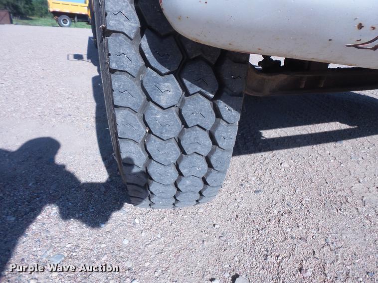 image for item EV9003 1976 GMC 6000 flat dump bed truck