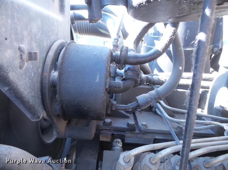 image for item EV9004 1995 Ford F700 bucket truck