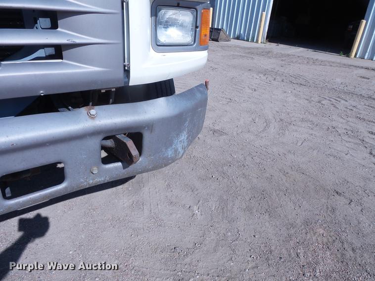 image for item EV9004 1995 Ford F700 bucket truck