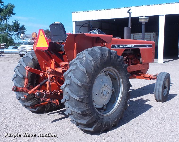image for item EV9005 Allis Chalmers 185 tractor