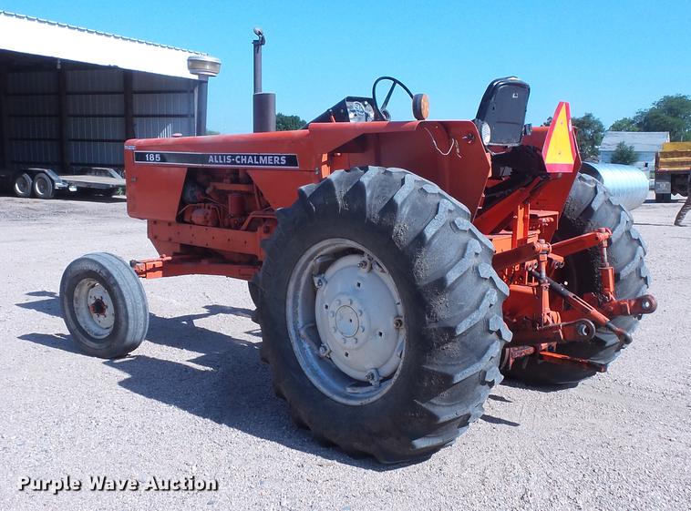 image for item EV9005 Allis Chalmers 185 tractor