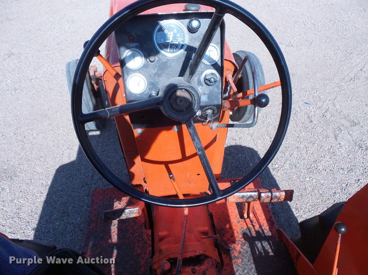 image for item EV9005 Allis Chalmers 185 tractor