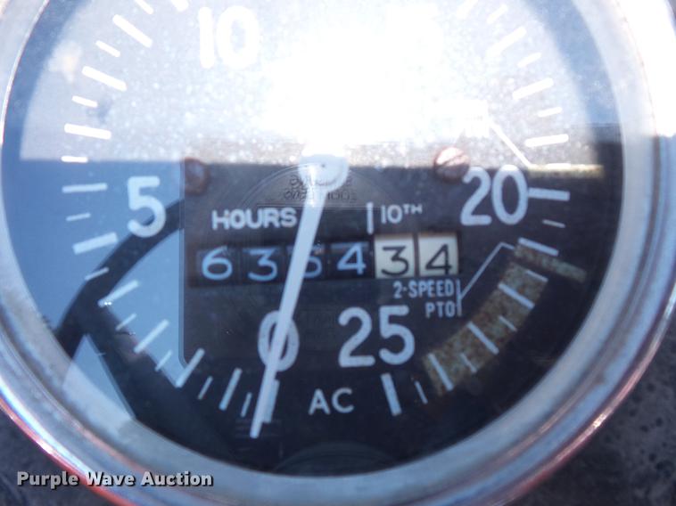 image for item EV9005 Allis Chalmers 185 tractor