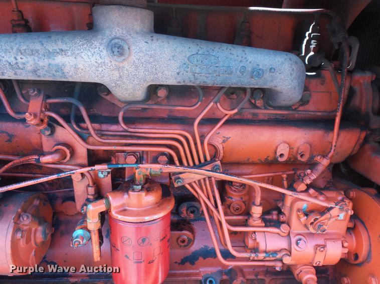 image for item EV9005 Allis Chalmers 185 tractor