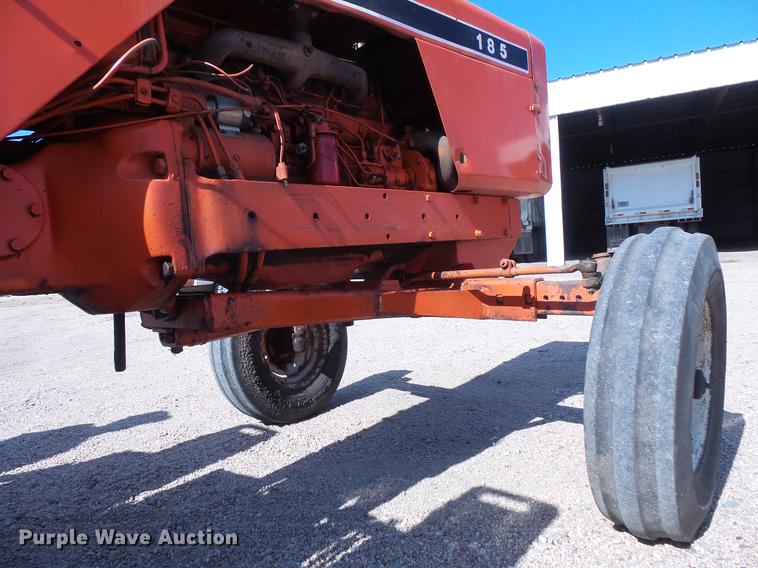 image for item EV9005 Allis Chalmers 185 tractor