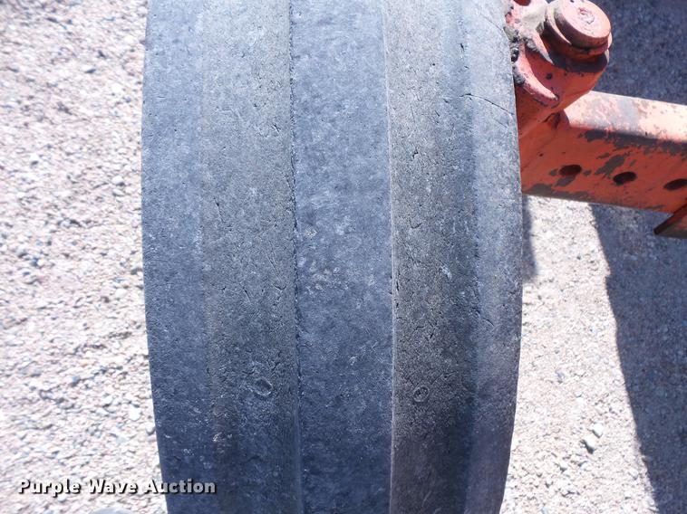 image for item EV9005 Allis Chalmers 185 tractor