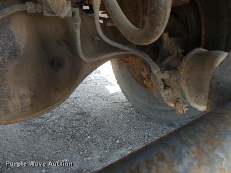 image for item EV9006 1981 Ford F700 dump truck