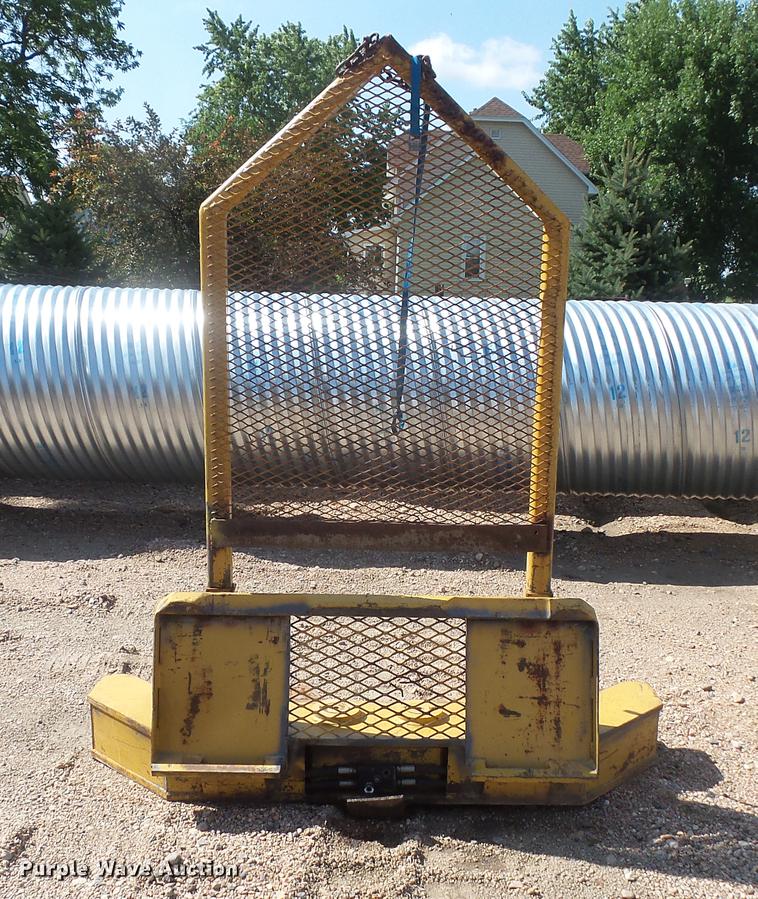 image for item EV9010 Skid steer tree shear