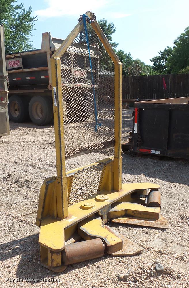 image for item EV9010 Skid steer tree shear