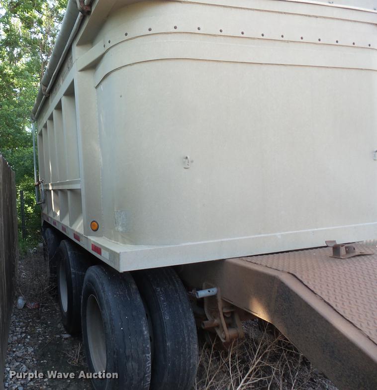 image for item EV9012 1988 pup trailer frame