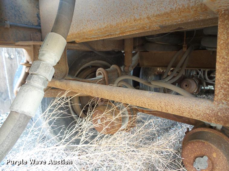 image for item EV9012 1988 pup trailer frame