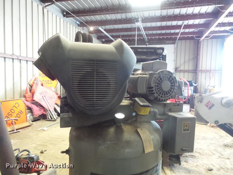 image for item EV9014 Campbell Hausfeld HS4813A air compressor