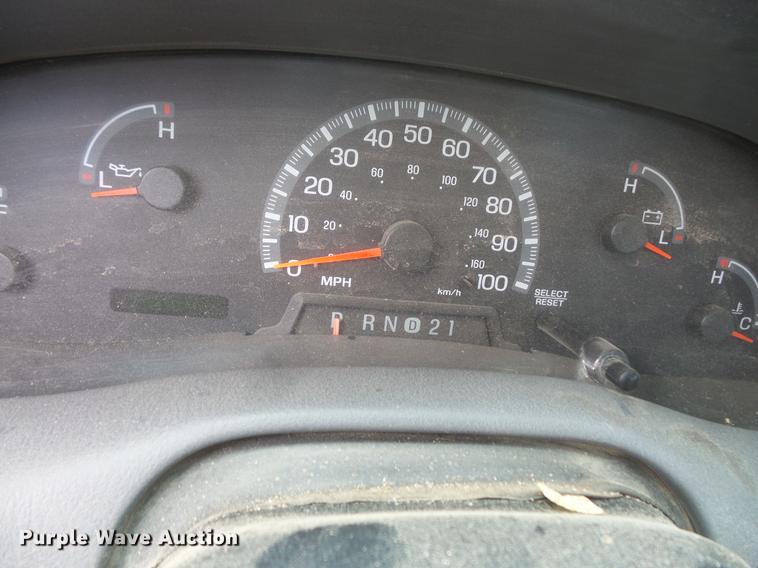 image for item EV9015 2002 Ford F150 pickup truck