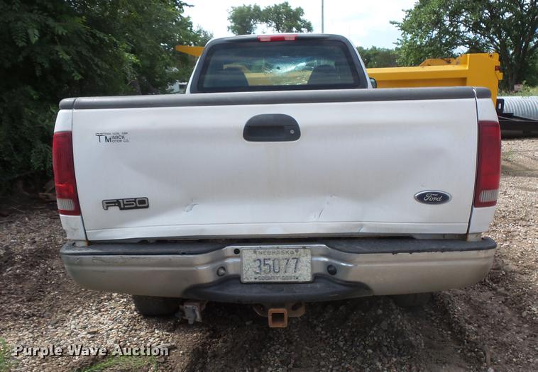 image for item EV9015 2002 Ford F150 pickup truck