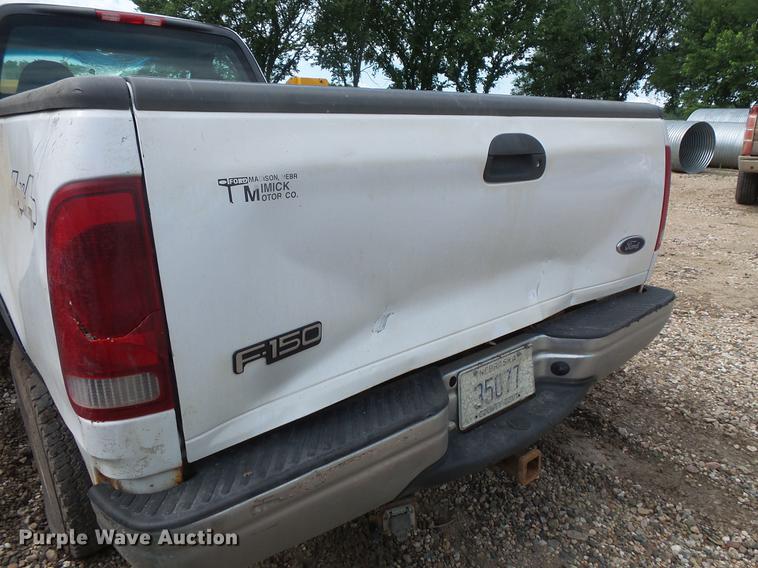 image for item EV9015 2002 Ford F150 pickup truck