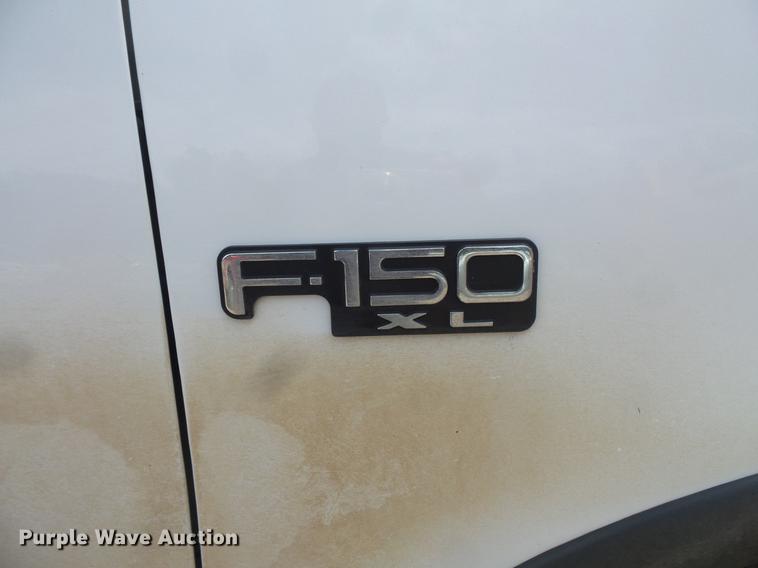 image for item EV9015 2002 Ford F150 pickup truck