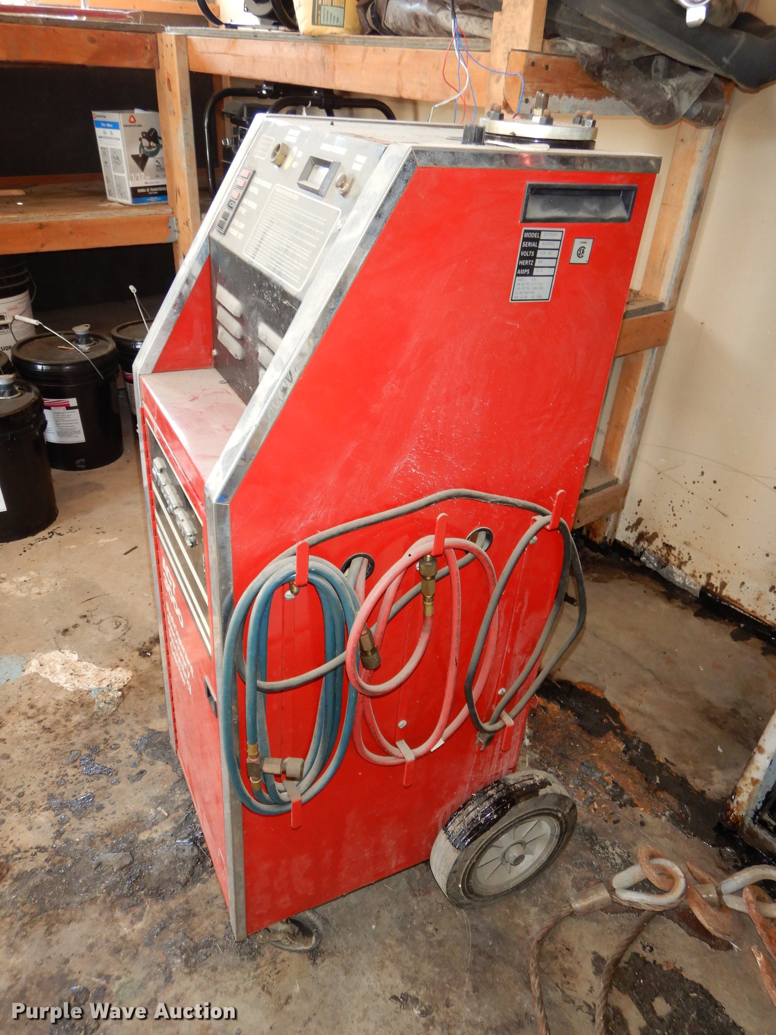 Snapon ACT3000 refrigerant recovery machine in Leavenworth, KS Item