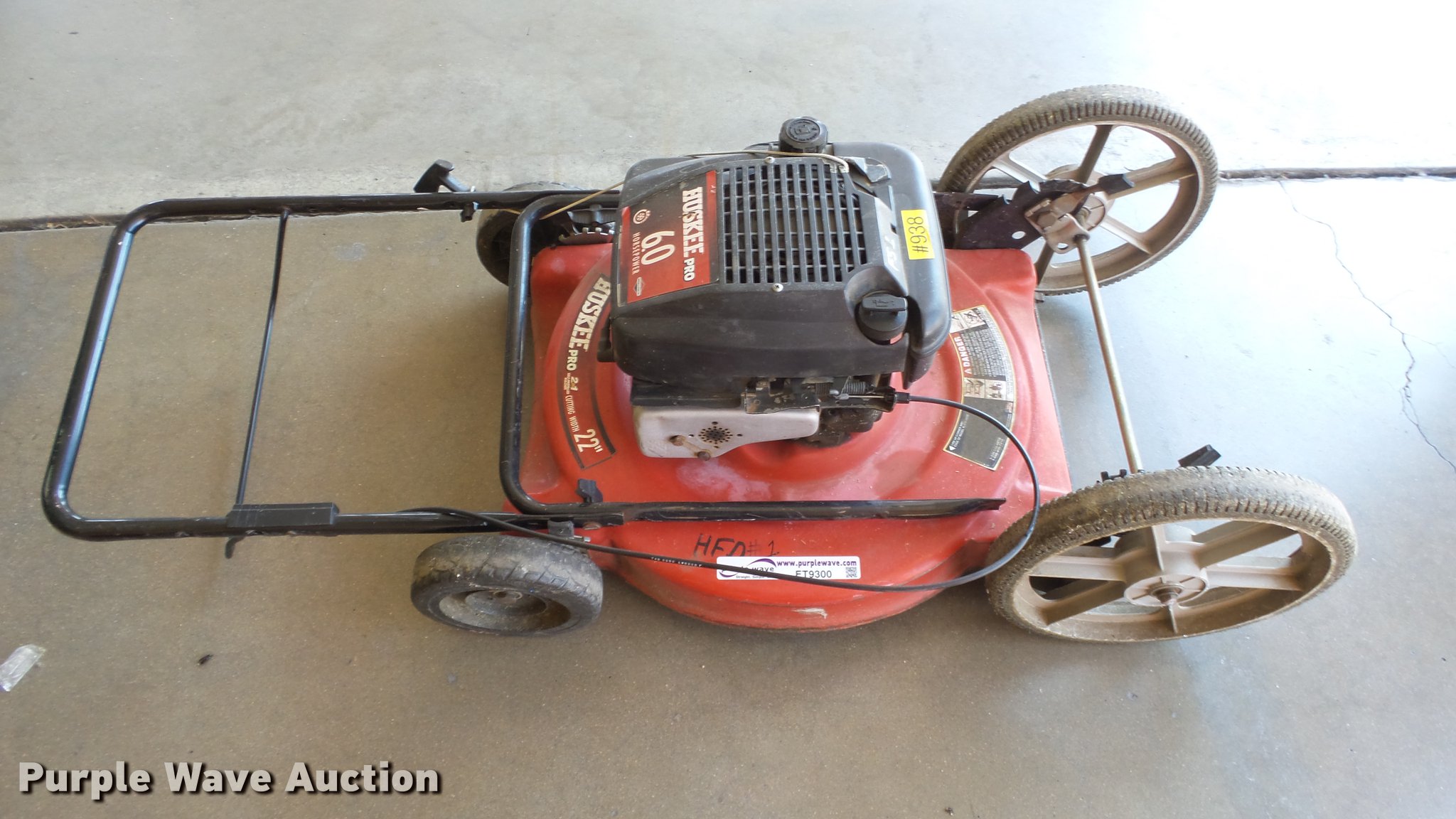 Huskee Pro 60 push mower in Hutchinson, KS Item ET9300 sold Purple Wave