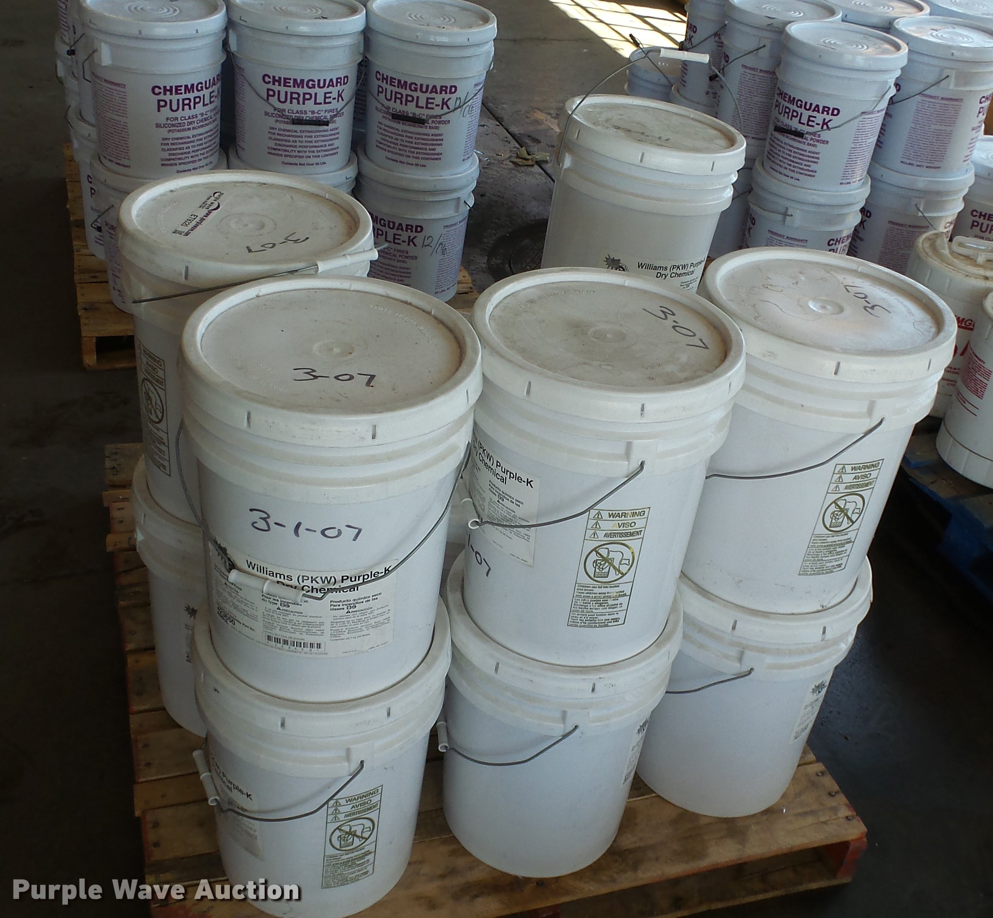 (14) buckets of chemical powder in Hutchinson, KS | Item ET9320 sold ...