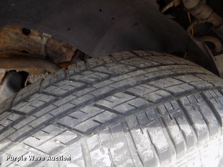 image for item DB9207 2003 Chevrolet Silverado 1500 pickup truck