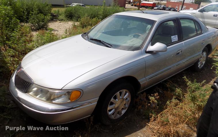 image for item DB9209 2000 Lincoln Continental
