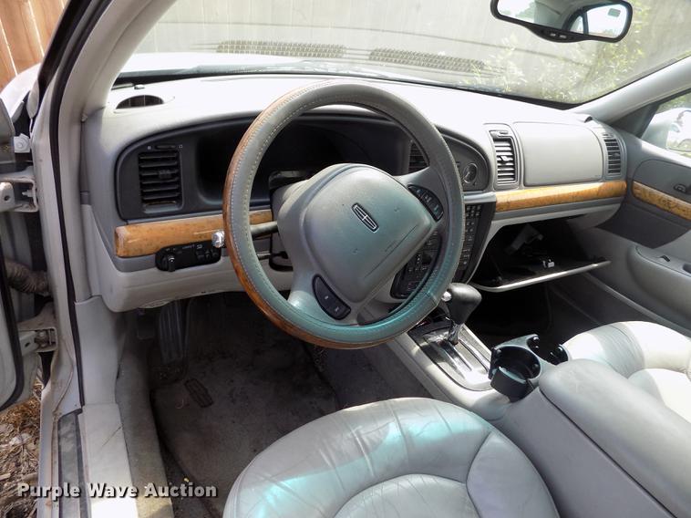 image for item DB9209 2000 Lincoln Continental