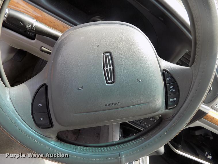 image for item DB9209 2000 Lincoln Continental