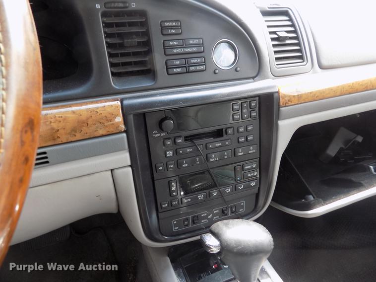 image for item DB9209 2000 Lincoln Continental