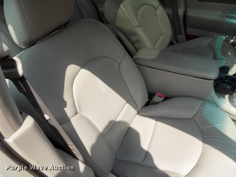 image for item DB9209 2000 Lincoln Continental