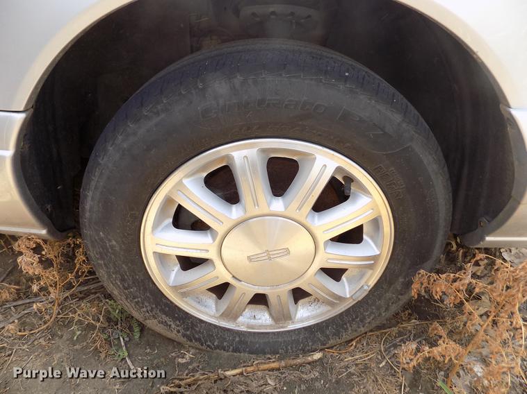 image for item DB9209 2000 Lincoln Continental