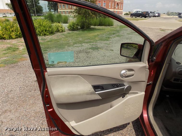 image for item DB9210 2005 Nissan Quest van