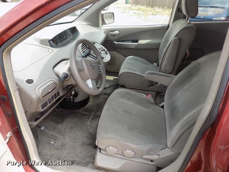 image for item DB9210 2005 Nissan Quest van