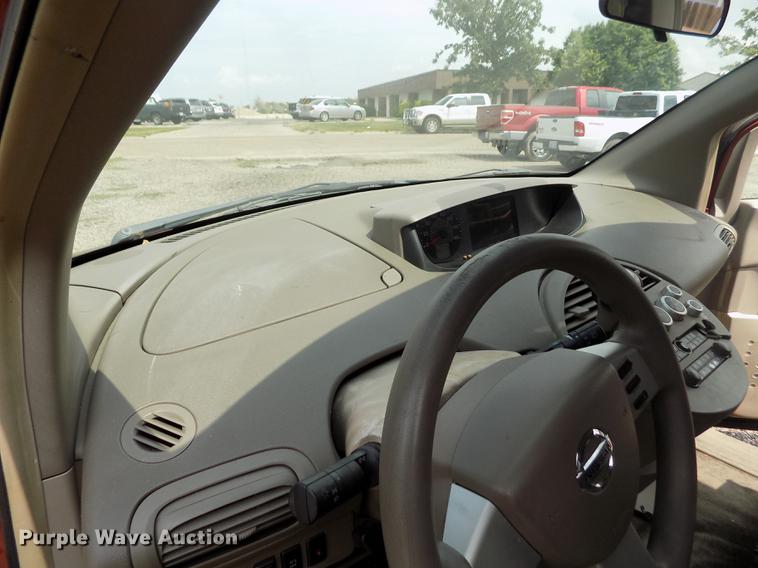 image for item DB9210 2005 Nissan Quest van