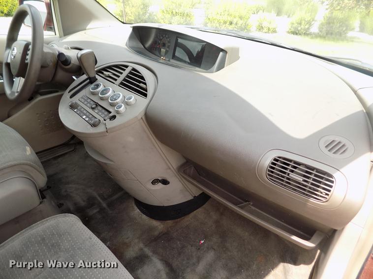 image for item DB9210 2005 Nissan Quest van