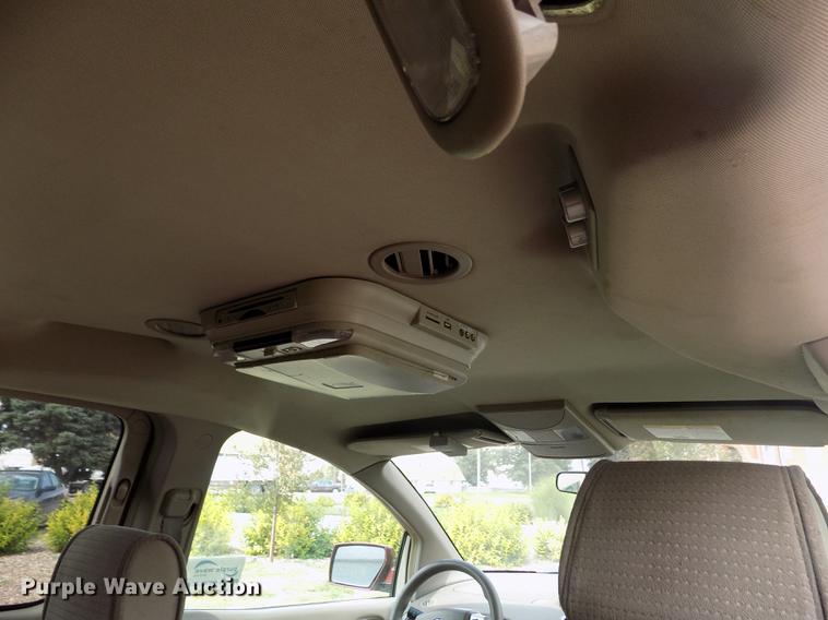 image for item DB9210 2005 Nissan Quest van