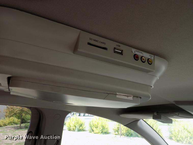 image for item DB9210 2005 Nissan Quest van