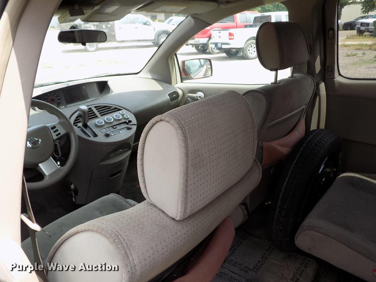 image for item DB9210 2005 Nissan Quest van