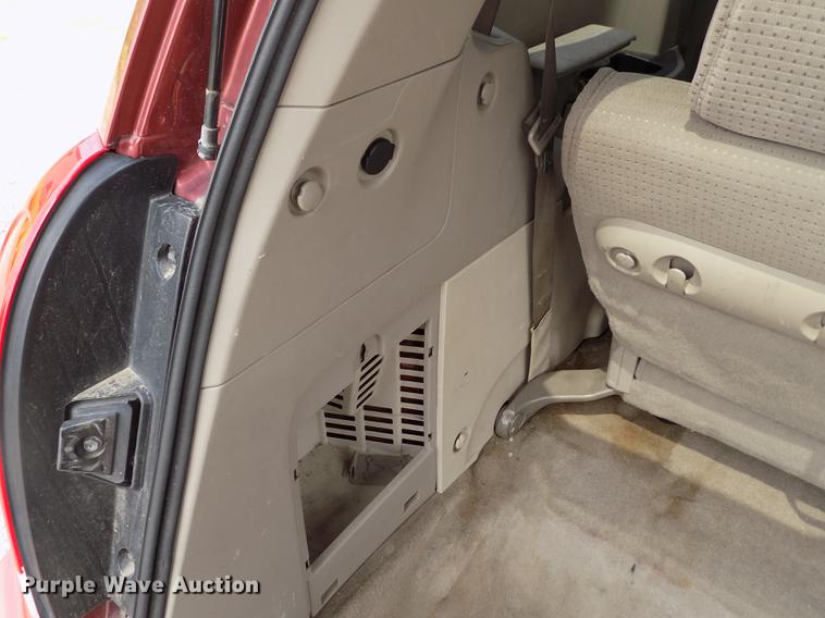 image for item DB9210 2005 Nissan Quest van