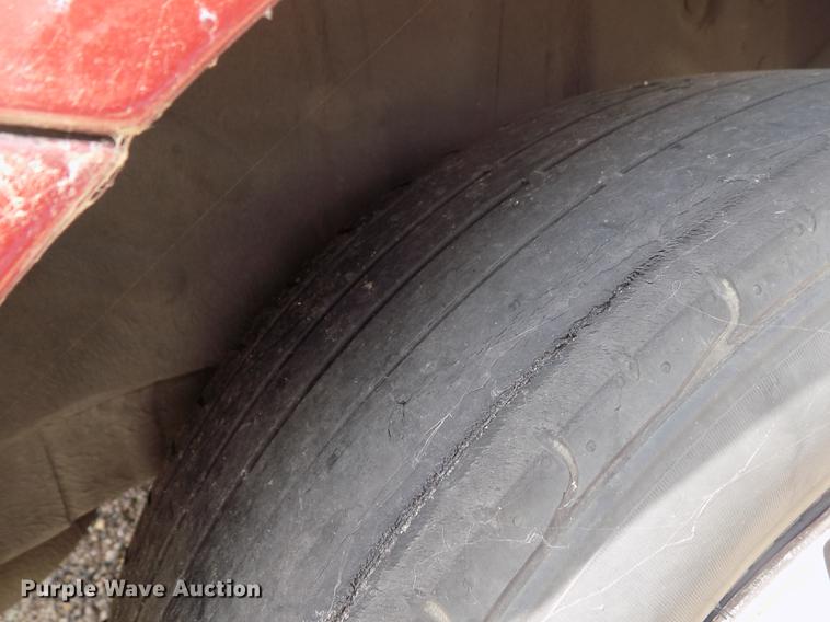 image for item DB9210 2005 Nissan Quest van