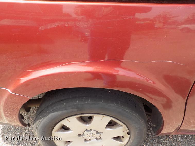 image for item DB9210 2005 Nissan Quest van