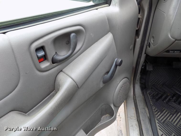 image for item DB9211 2002 Chevrolet S10 pickup truck