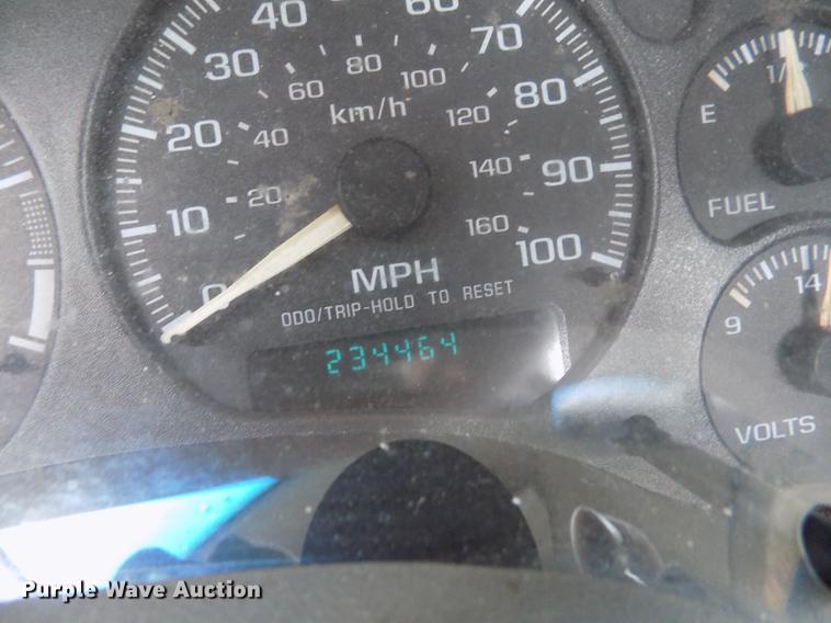 image for item DB9211 2002 Chevrolet S10 pickup truck