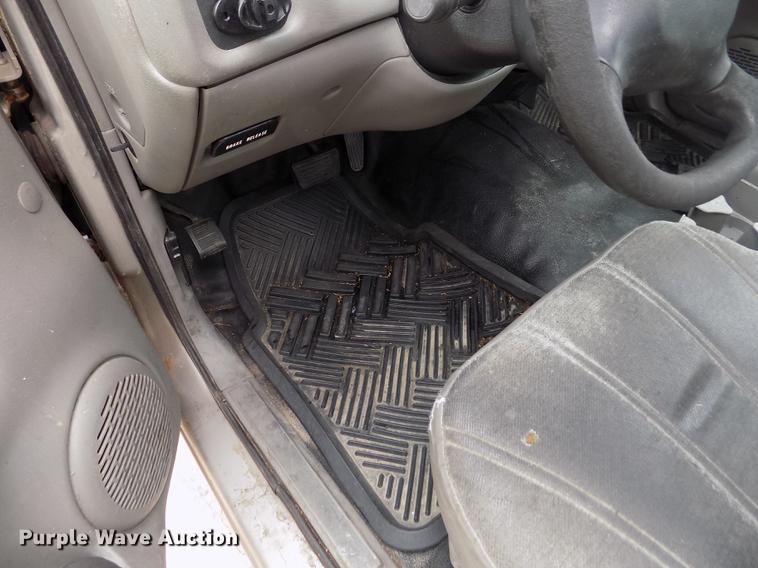 image for item DB9211 2002 Chevrolet S10 pickup truck