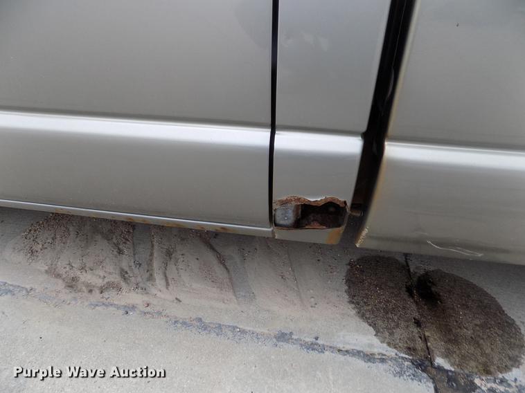 image for item DB9211 2002 Chevrolet S10 pickup truck