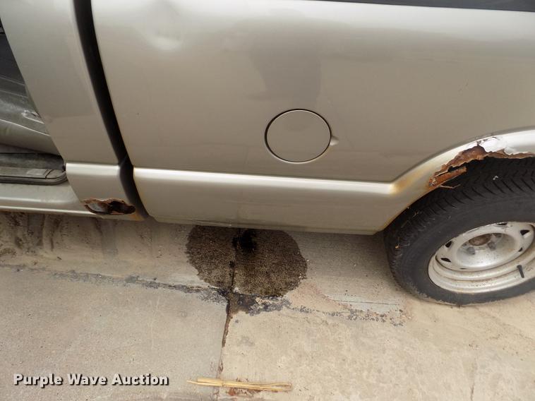 image for item DB9211 2002 Chevrolet S10 pickup truck