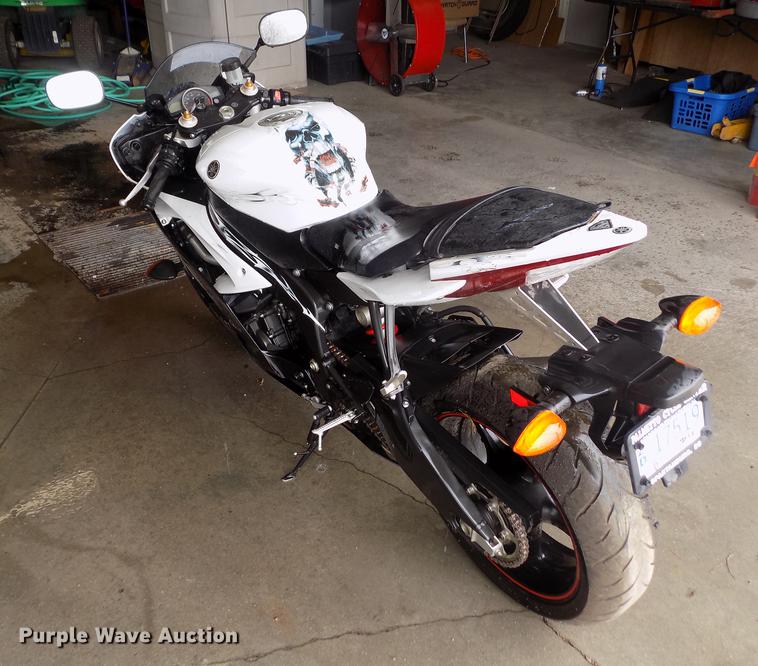 image for item DB9212 2012 Yamaha YZF-R6 Raven motorcycle