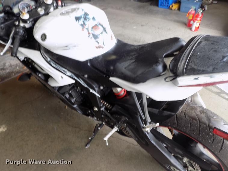 image for item DB9212 2012 Yamaha YZF-R6 Raven motorcycle