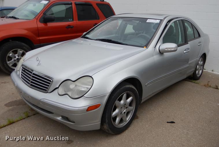 image for item DE1773 2001 Mercedes Benz C320